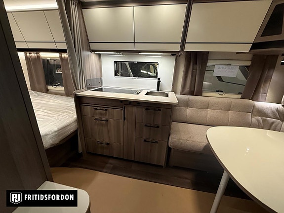 Kabe Estate 470 XL 7 of 14
