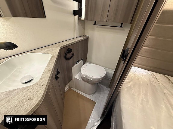 Kabe Estate 470 XL 10 of 14