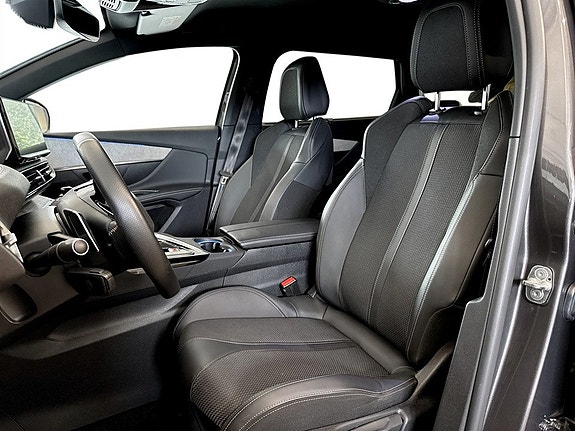 Peugeot 5008 5 of 5