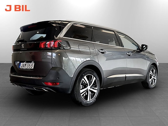 Peugeot 5008 4 of 5