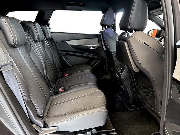 Peugeot 5008 17 of 20