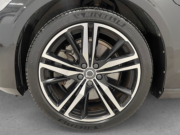 Volvo S60 8 of 24
