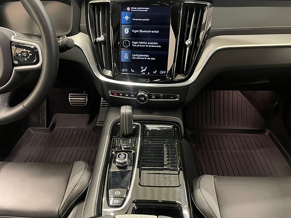 Volvo S60 11 of 24