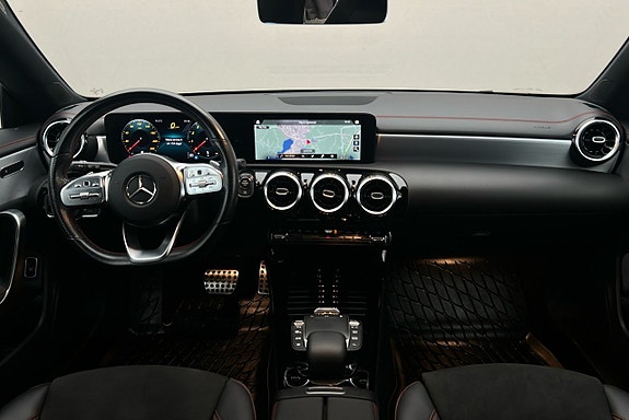 Mercedes-Benz CLA200 6 of 25