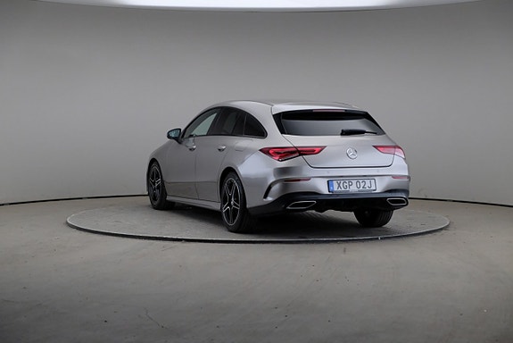 Mercedes-Benz CLA200 2 of 5