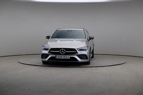 Mercedes-Benz CLA200 3 of 5