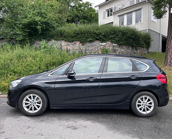 BMW 218d 7 of 7