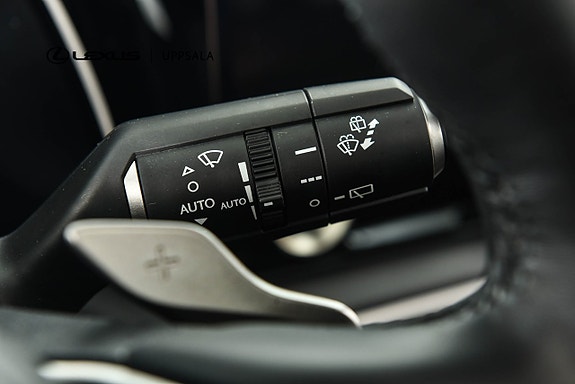 Lexus RX450h+ 14 of 23
