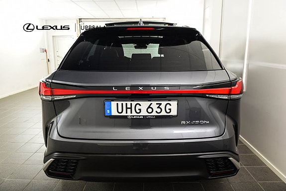 Lexus RX450h+ 4 of 23