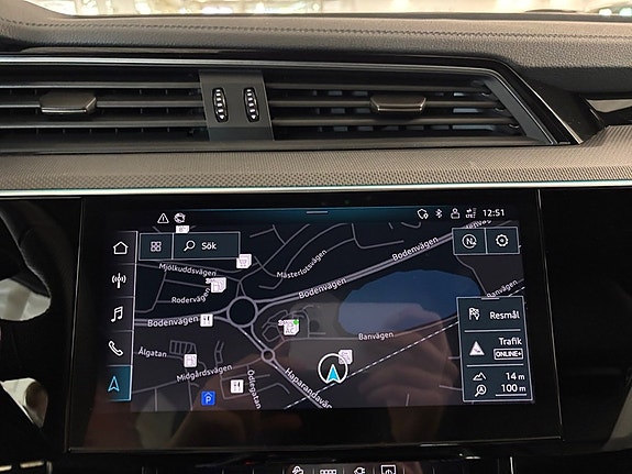 Audi Q8 8 of 12