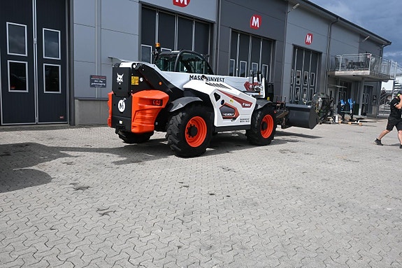 Bobcat T40.180 SLBP 6 of 28