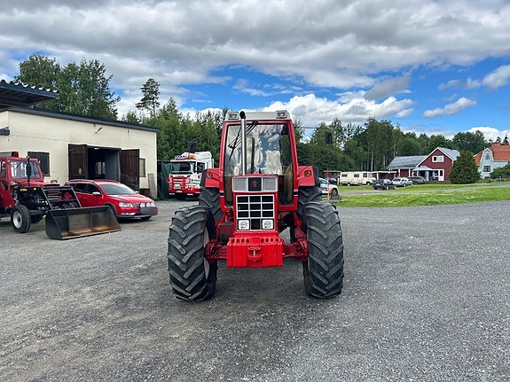 Traktor  INTERNATIONAL 955 XL 4X4 2 of 5
