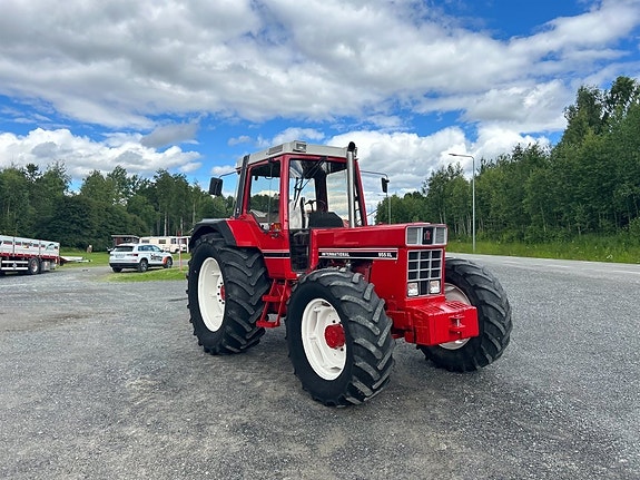 Traktor  INTERNATIONAL 955 XL 4X4 3 of 5