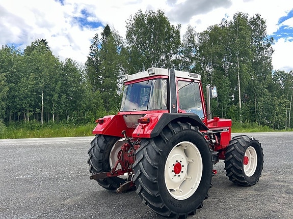 Traktor  INTERNATIONAL 955 XL 4X4 5 of 5