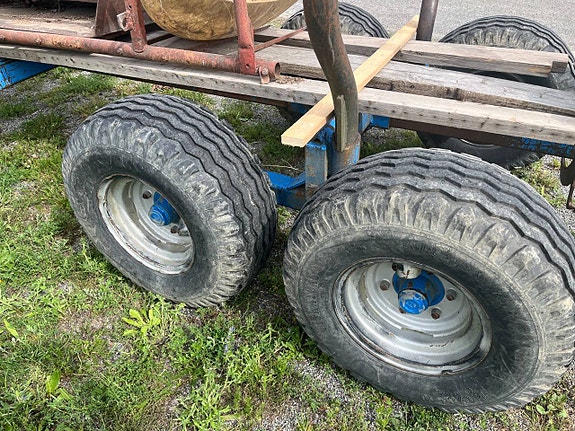 Vreten 4330 Skogskärra med kran 6 of 9
