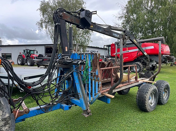 Vreten 4330 Skogskärra med kran
