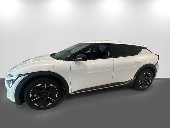 Kia EV6 4 of 5