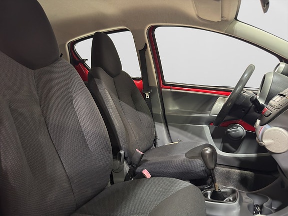 Toyota Aygo 23 of 29