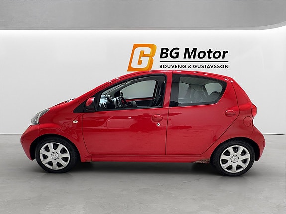 Toyota Aygo 21 of 29