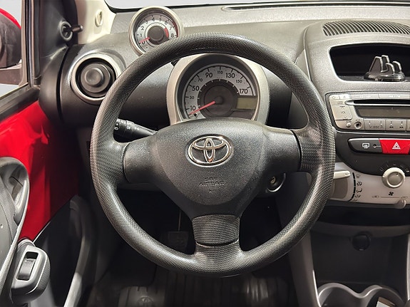 Toyota Aygo 14 of 29