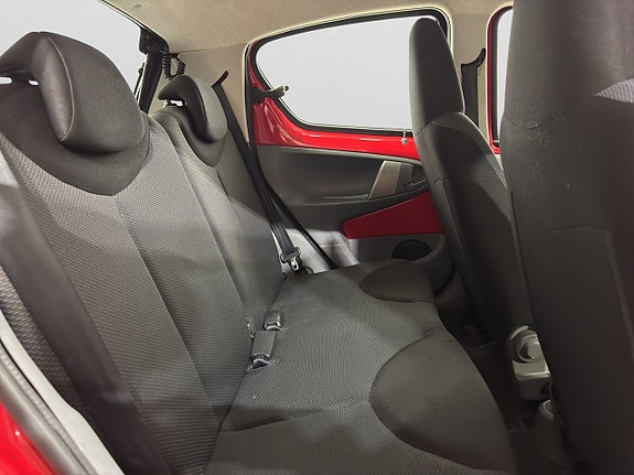 Toyota Aygo 10 of 29