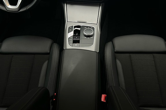 BMW 320d 9 of 26