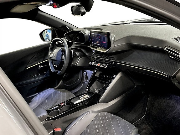 Peugeot 2008 14 of 19