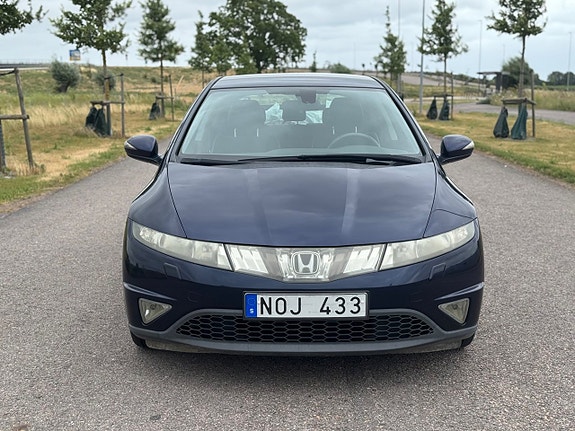 Honda Civic 2 of 5