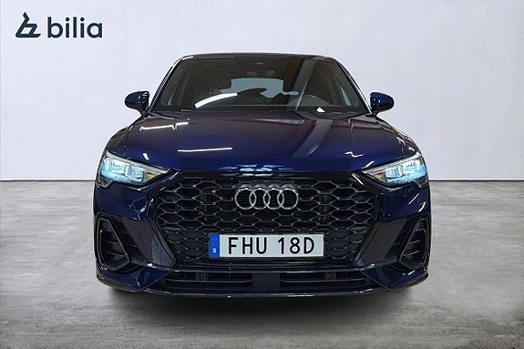 Audi Q3 6 of 25
