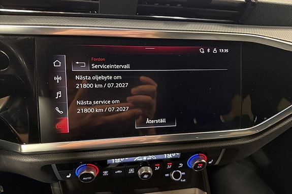 Audi Q3 23 of 25