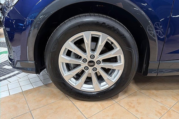 Audi Q3 14 of 25