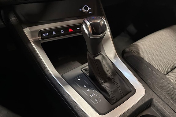 Audi Q3 19 of 25