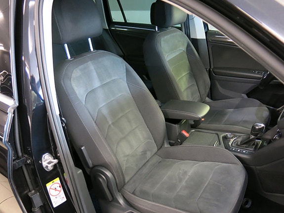 Volkswagen Tiguan 26 of 30