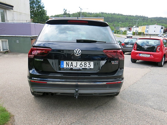 Volkswagen Tiguan 6 of 30