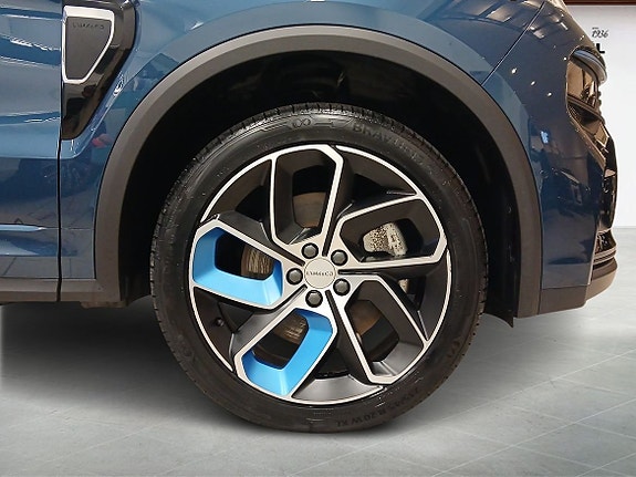 Lynk & Co 01 9 of 14