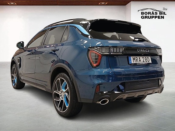 Lynk & Co 01 2 of 14