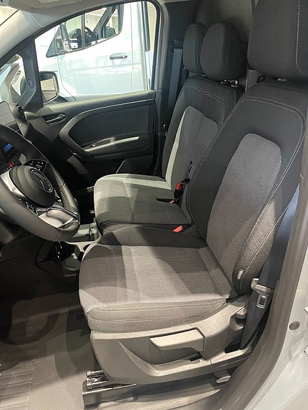 Mercedes-Benz eCitan 9 of 11