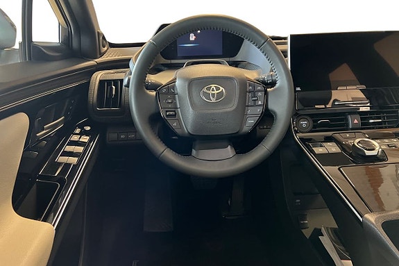 Toyota bZ4X 11 of 21