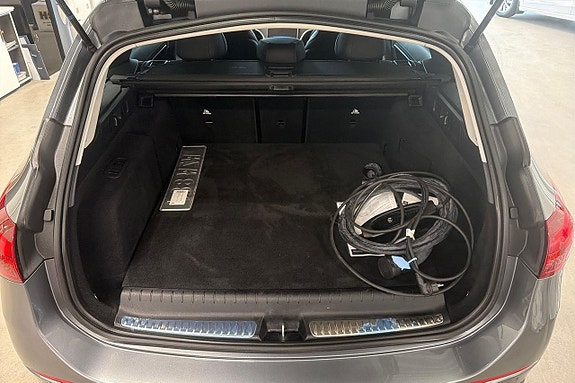 Mercedes-Benz C300 24 of 30