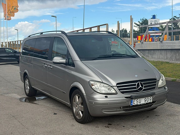 Mercedes-Benz Viano 2 of 5