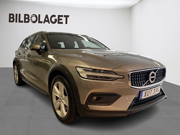 Volvo V60 Cross Country 5 of 5