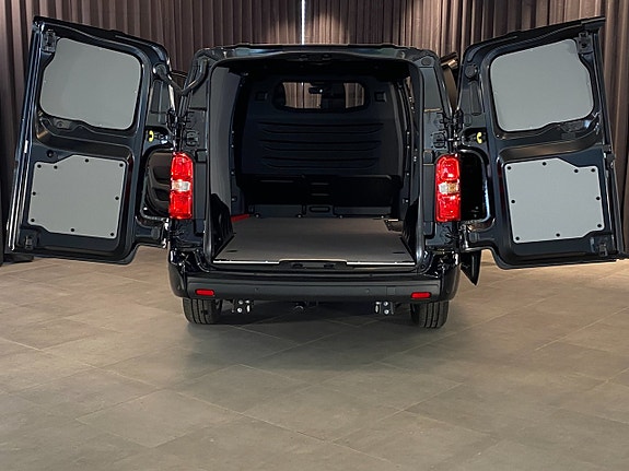 Opel Vivaro 26 of 30