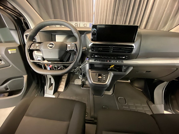 Opel Vivaro 6 of 30