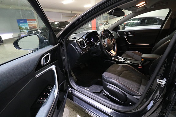 Kia Ceed 4 of 19