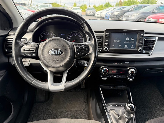 Kia Rio 16 of 20