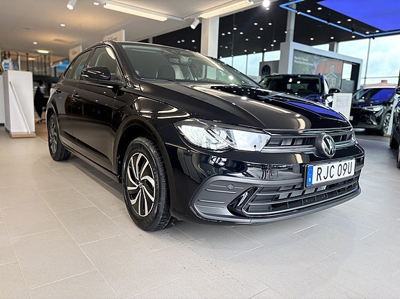 Volkswagen Polo 3 of 5