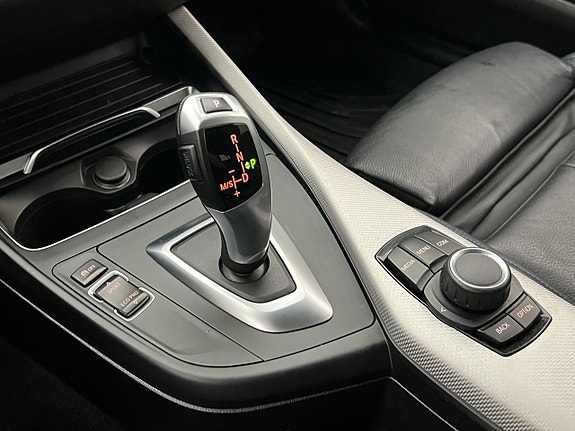 BMW 118i 19 of 27