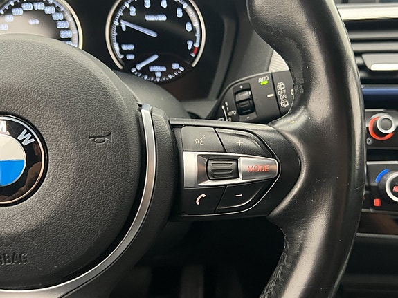 BMW 118i 15 of 27