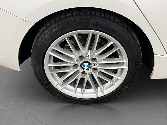BMW 118i 27 of 27