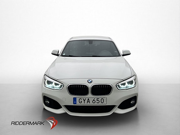 BMW 118i 2 of 27